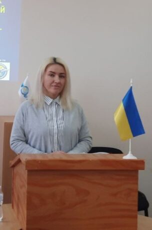 Акмалдінова